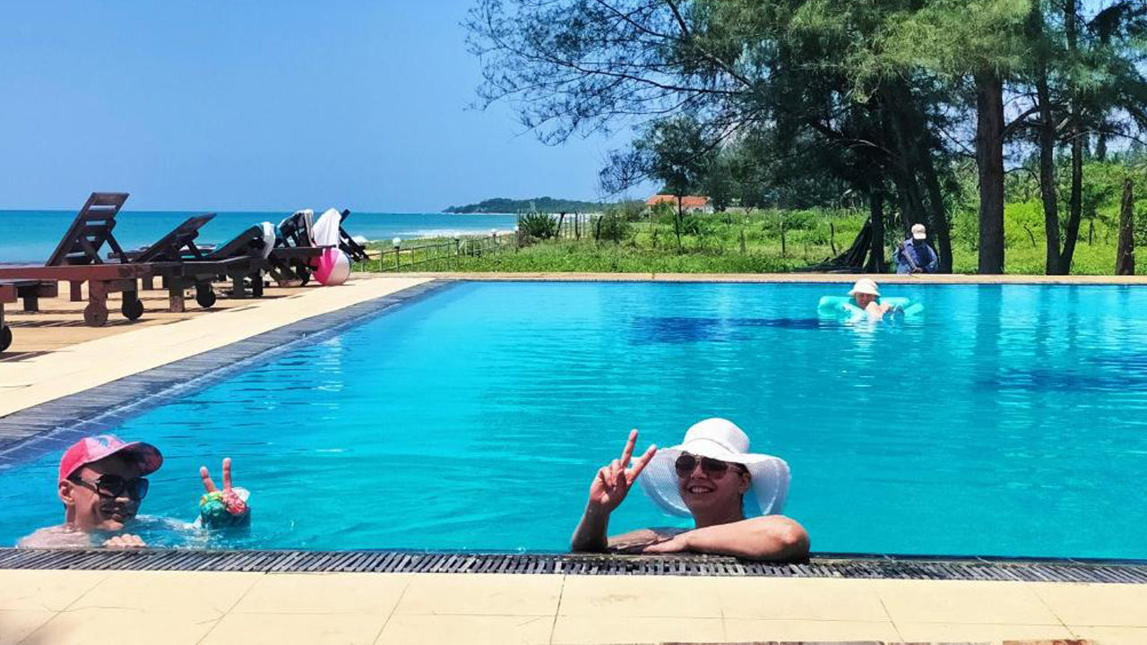 珊瑚湾酒店,尼拉瓦利