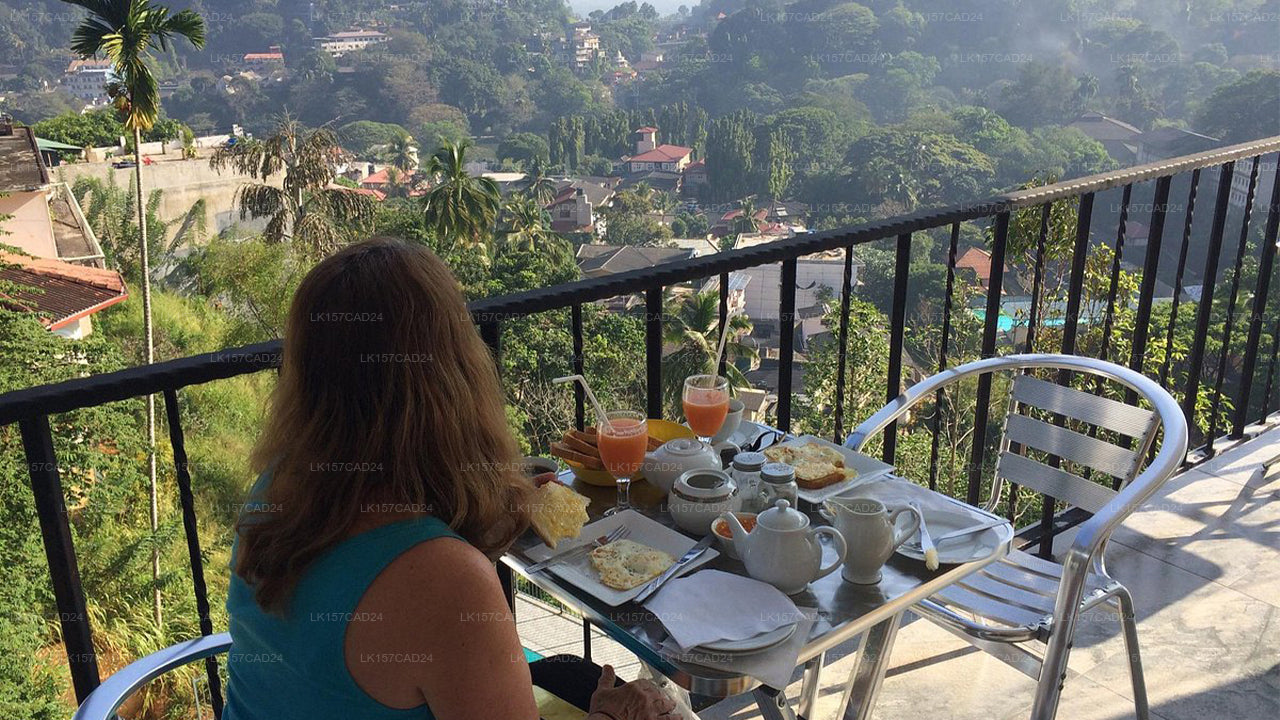 Lake View Rest, Kandy