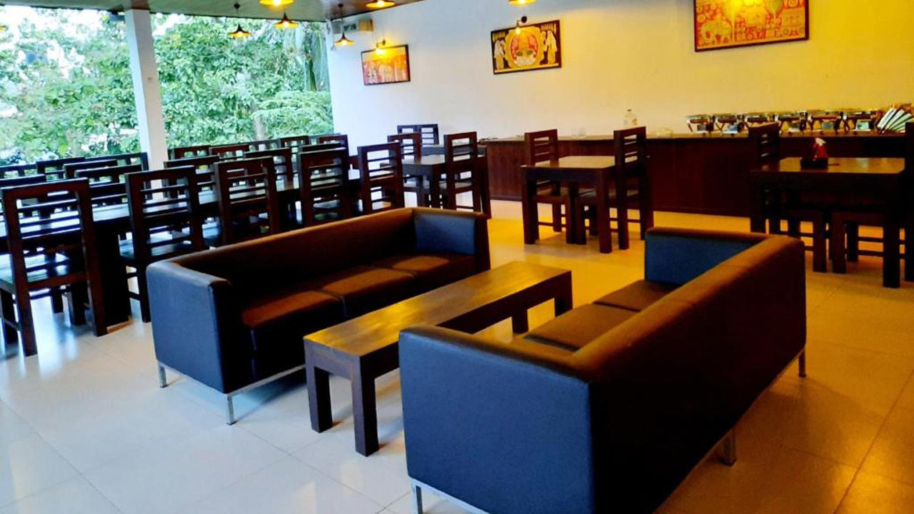 Lakmini Lodge Restaurant & Bar, Sigiriya