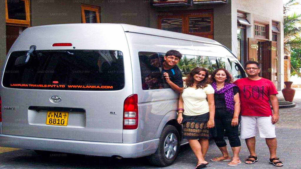 Transfer between Colombo Airport (CMB) and Ran Hiru Family Bungalow, Minneriya