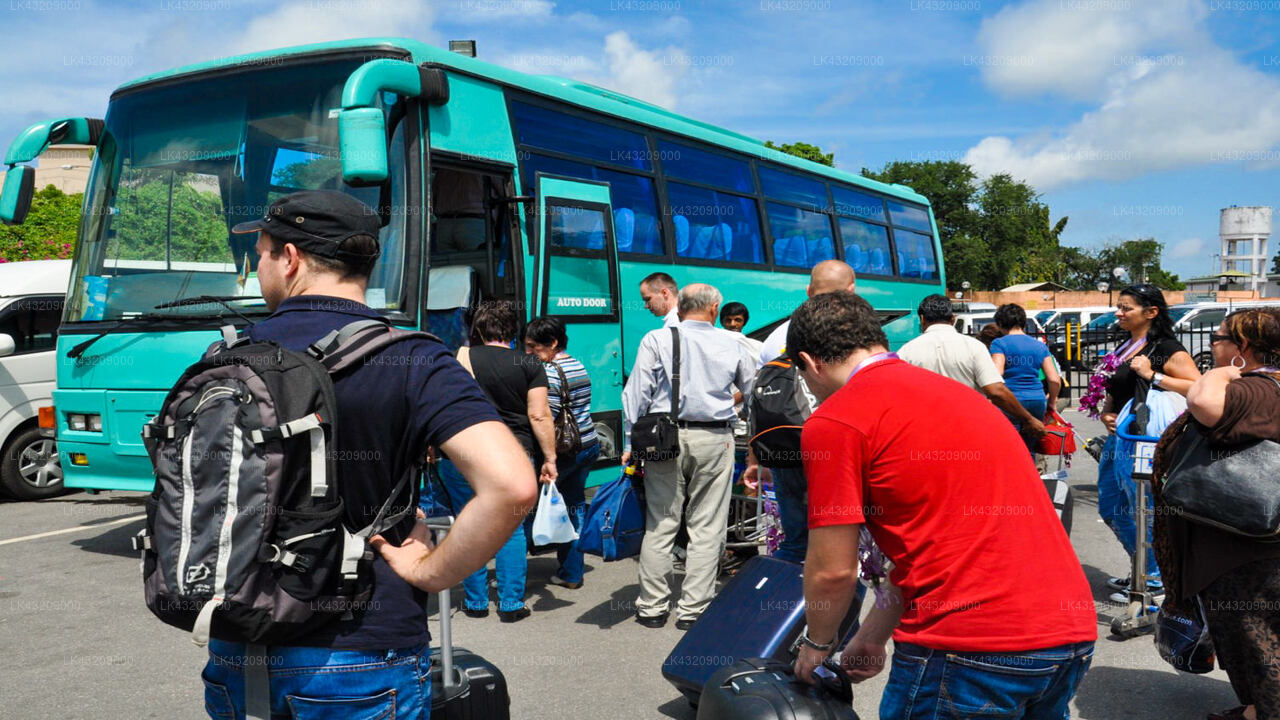 Transfer between Colombo Airport (CMB) and The Blue Wave Hotel, Arugam Bay